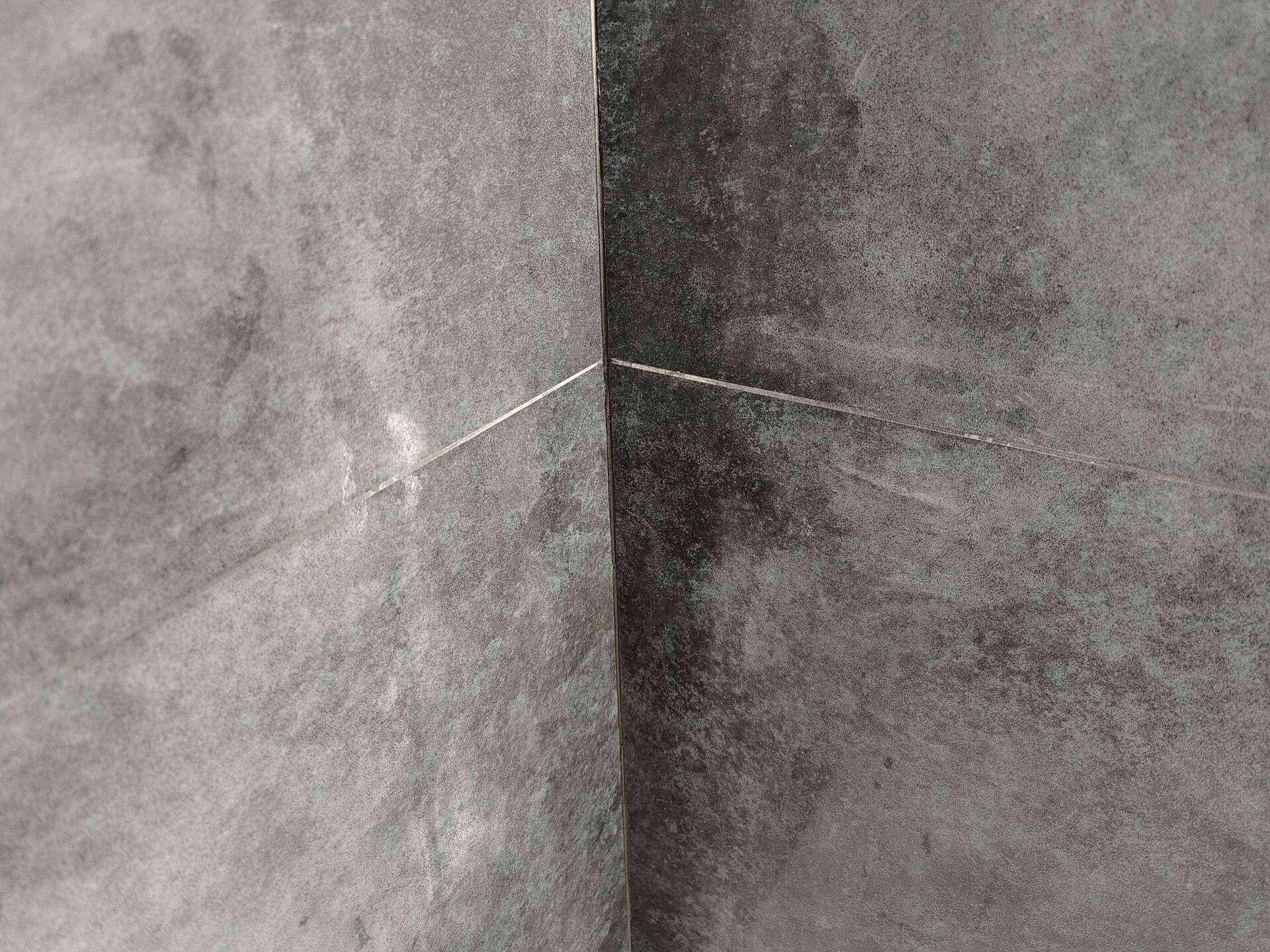 Nowe kafle? A po co mają być ładne i nowe... (2)